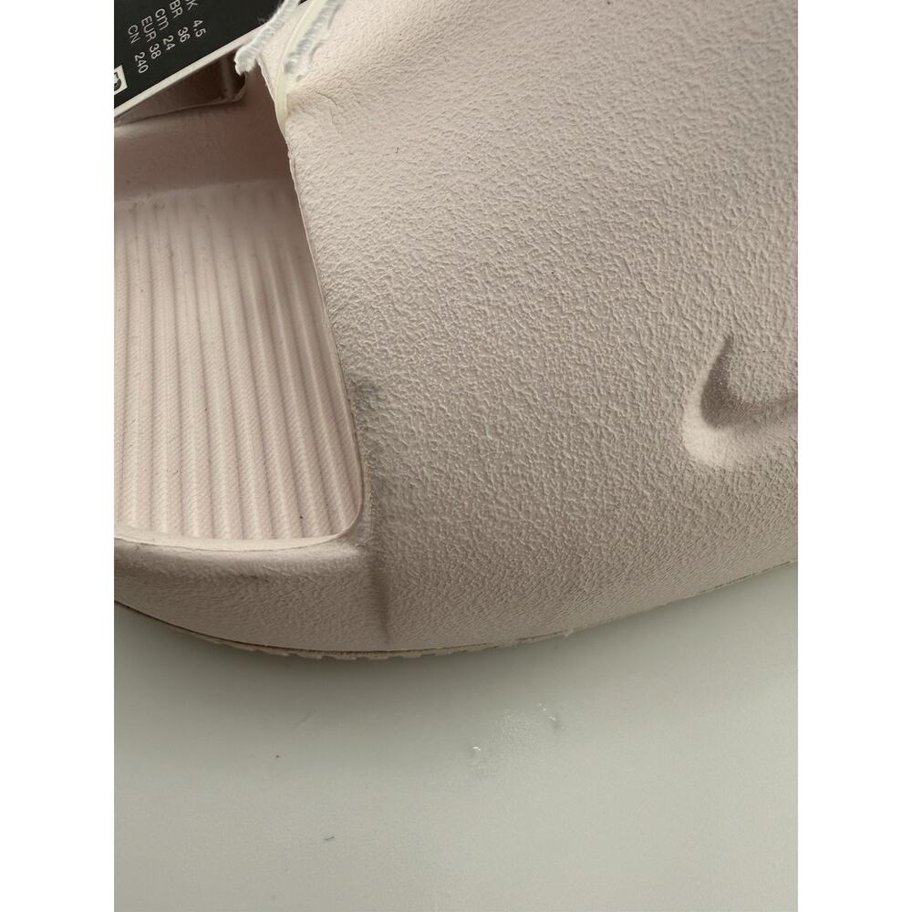 NWT Women's Nike Calm Slide Sandals Slip On Barely Rose Size 7 - Picture 3 of 7